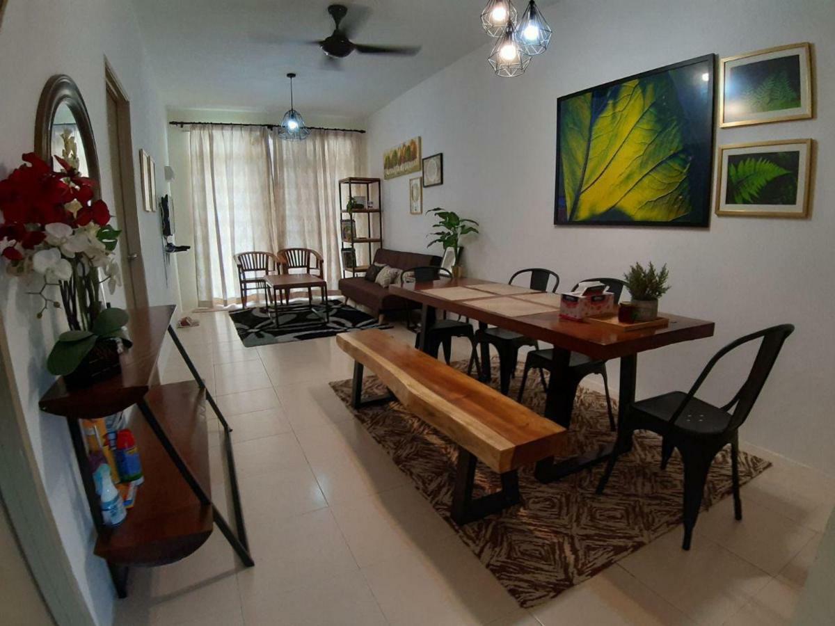 Orchidd Homestay Gambang Luaran gambar