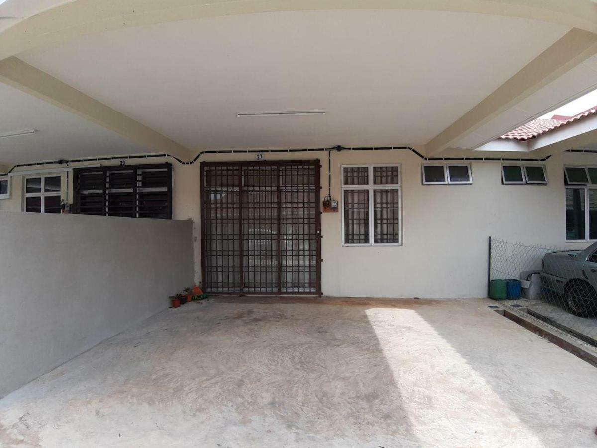 Orchidd Homestay Gambang Luaran gambar